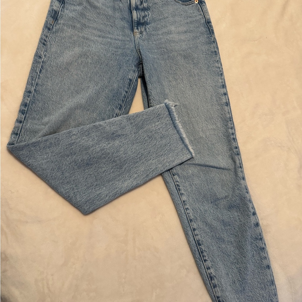 Classic High-Waist Women’s Jeans in Light Blue